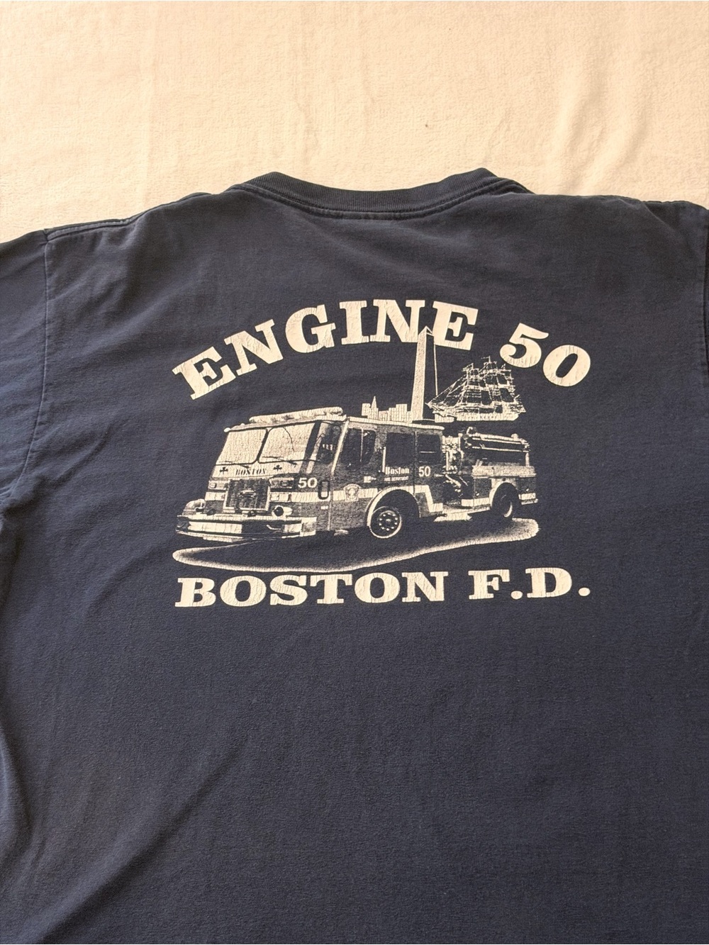 Men’s Boston F.D. Engine 50 Navy Graphic T-Shirt size: L